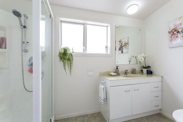 Photo of property in 616c Peak Road, Helensville, 0875