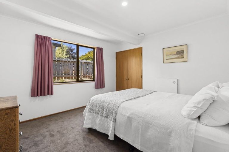 Photo of property in 8 Mount Iron Drive, Wanaka, 9305