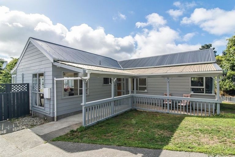 Photo of property in 37 Thimble Lane, Whitby, Porirua, 5024