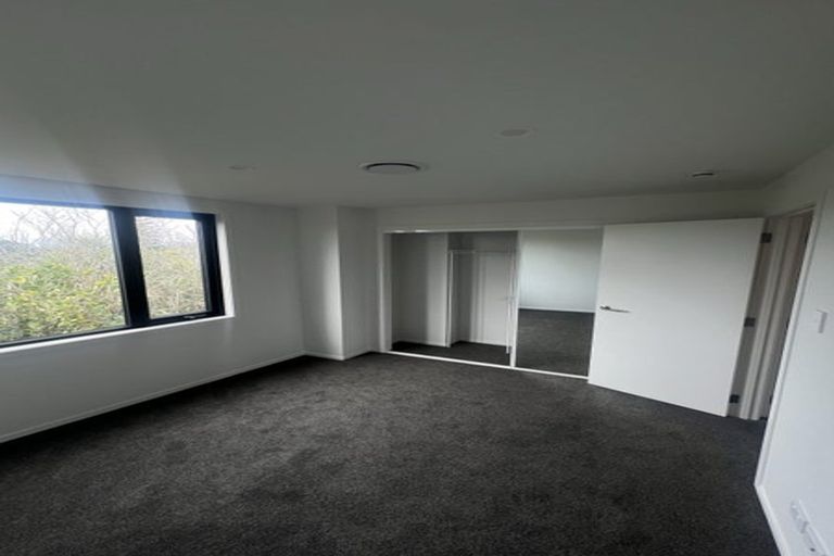 Photo of property in 14 Te Puketoka Lane, Mangere, 2022