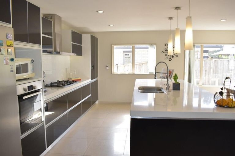 Photo of property in 85 Laurel Oak Drive, Schnapper Rock, Auckland, 0632