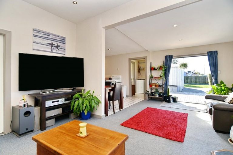 Photo of property in 18 Davie Street, Kaiapoi, 7630
