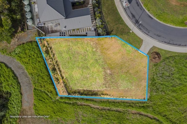 Photo of property in 1 Koru Place, Snells Beach, 0920