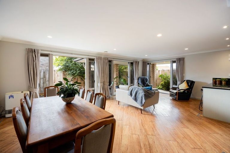 Photo of property in 52 Macfarlane Street, Hamilton East, Hamilton, 3216