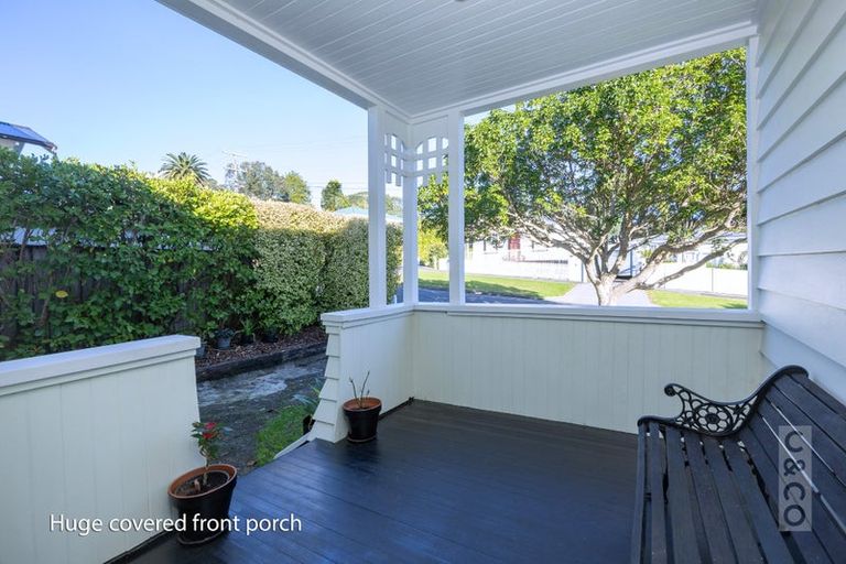 Photo of property in 8 Puriri Street, Helensville, 0800