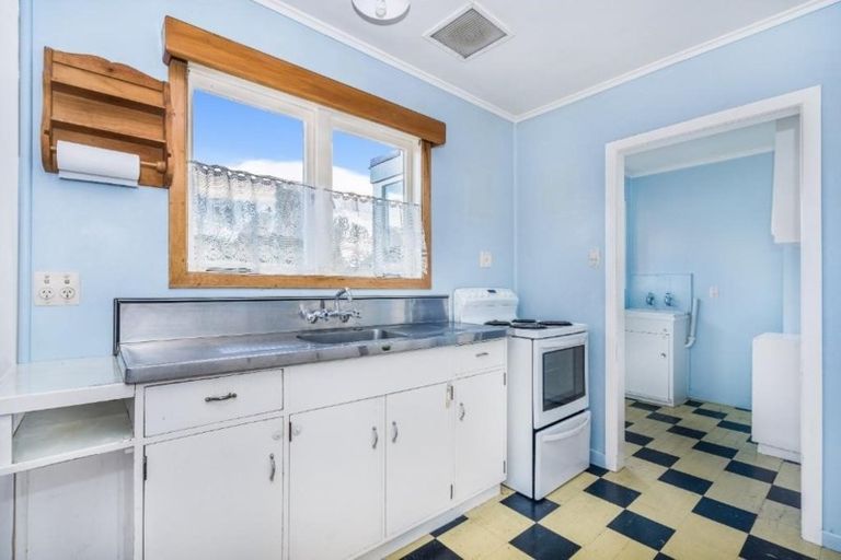 Photo of property in 11 Maire Street, Tikipunga, Whangarei, 0112