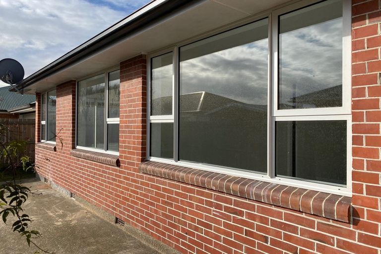 Photo of property in 32 Bevington Street, Avonhead, Christchurch, 8042