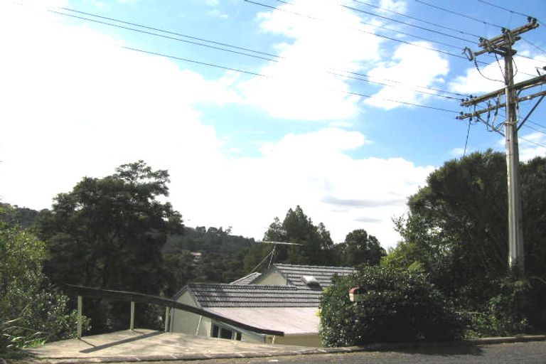 Photo of property in 22 Opou Road, Titirangi, Auckland, 0604