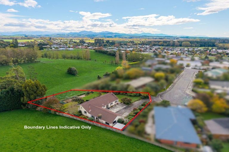 Photo of property in 9 Hillview Place, Pleasant Point, 7903