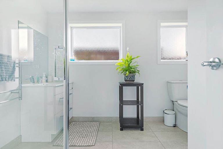 Photo of property in 30a Marvon Downs Avenue, Pakuranga Heights, Auckland, 2010