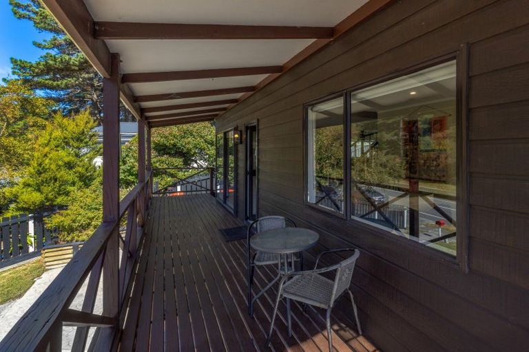 Photo of property in 40 Postgate Drive, Whitby, Porirua, 5024