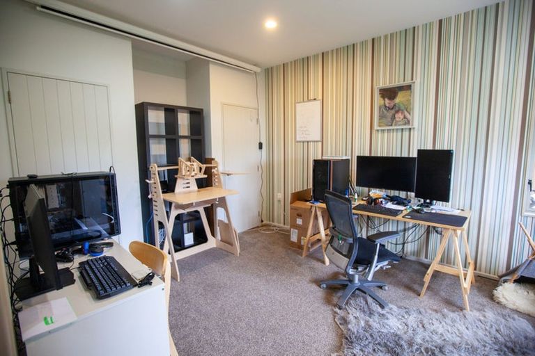 Photo of property in 5 Awa Road, Miramar, Wellington, 6022