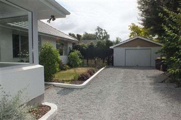 Photo of property in 207 Grahams Road, Burnside, Christchurch, 8053