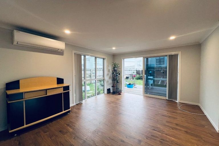 Photo of property in 3 Wairepo Street, Takanini, 2112