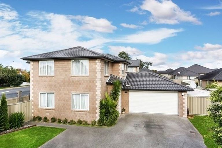 Photo of property in 1 Erceg Way, Rosehill, Papakura, 2113