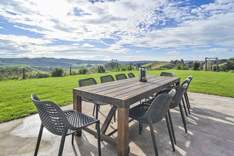 Photo of property in 780 Maraetotara Road, Maraetotara, Havelock North, 4294