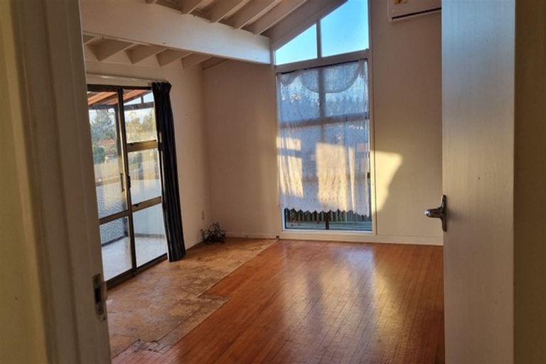 Photo of property in 25 Friesian Drive, Mangere, Auckland, 2022