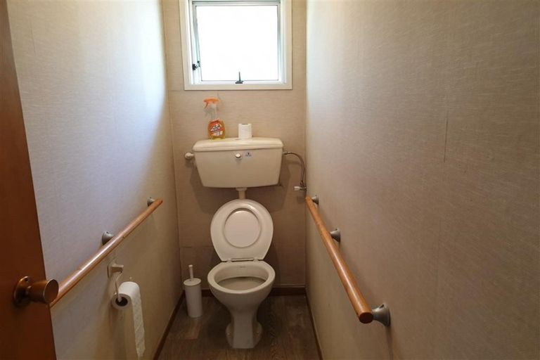 Photo of property in 88 John Downs Drive, Browns Bay, Auckland, 0630