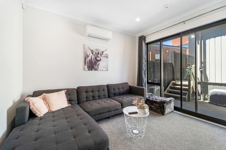 Photo of property in 145 Glenvar Ridge Road, Long Bay, Auckland, 0630