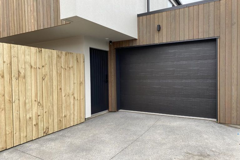 Photo of property in 51 Edgeware Road, St Albans, Christchurch, 8014