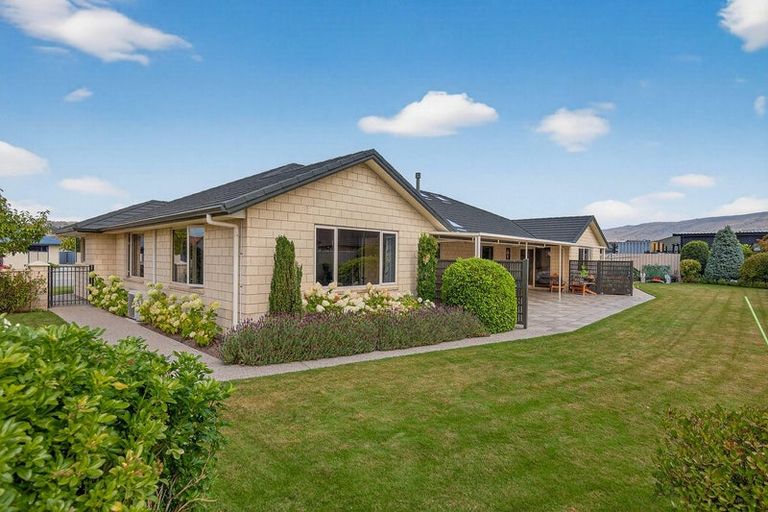 Photo of property in 10 Larch Crescent, Alexandra, 9320