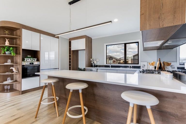 Photo of property in 15 Kereruu Street, Cambridge, 3434