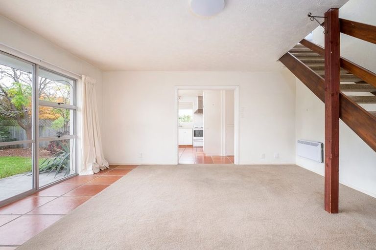 Photo of property in 2/77 Mays Road, St Albans, Christchurch, 8052