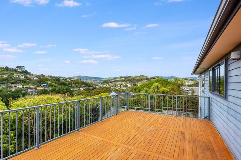 Photo of property in 154 Kahu Road, Paremata, Porirua, 5024