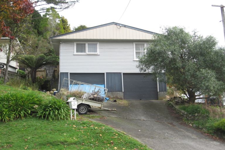 Photo of property in 19 Kereru Grove, Stokes Valley, Lower Hutt, 5019