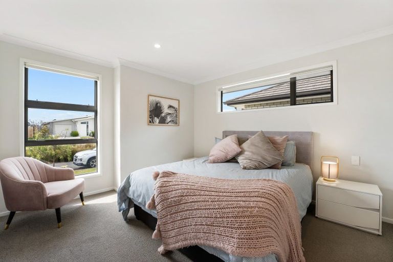 Photo of property in 5 Tamapahore Boulevard, Papamoa Beach, Papamoa, 3118