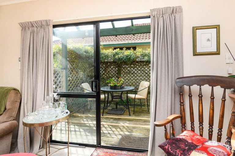 Photo of property in 1/90 Florence Avenue, Palmerston North, 4414
