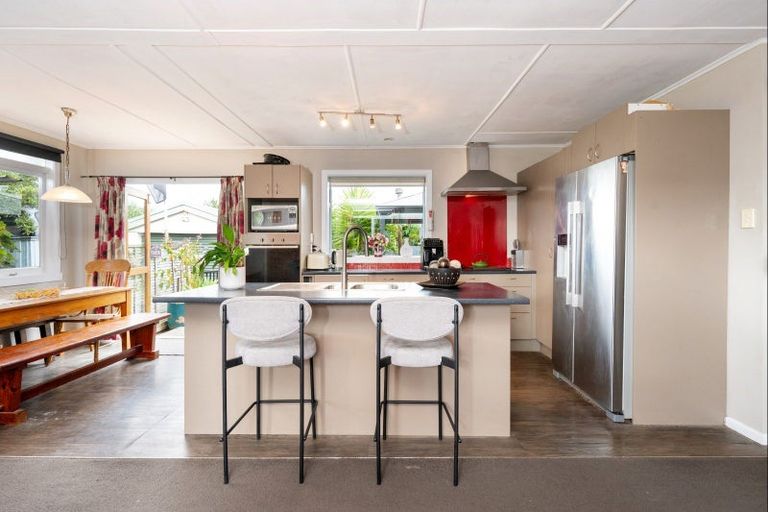Photo of property in 34 Elliott Crescent, Havelock North, 4130