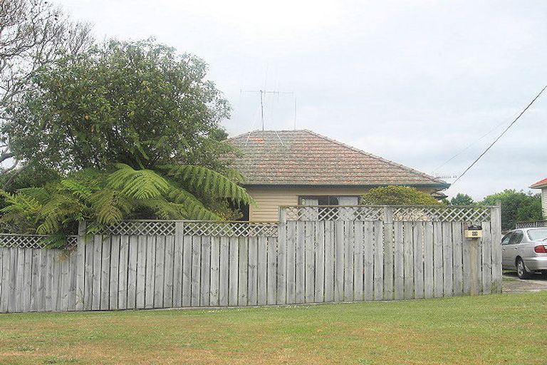Photo of property in 82 Queen Street, Te Puke, 3119