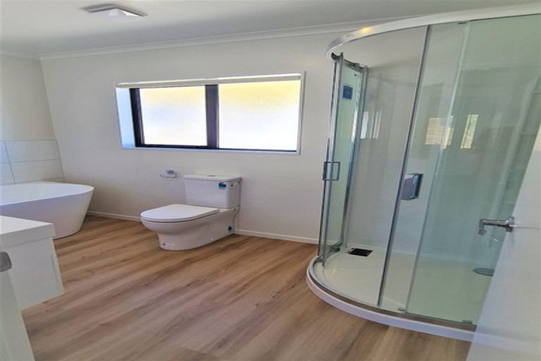 Photo of property in 61 Atherton Terrace, Churton Park, Wellington, 6037