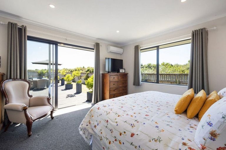 Photo of property in 16 Hehan Close, Cambridge, 3434