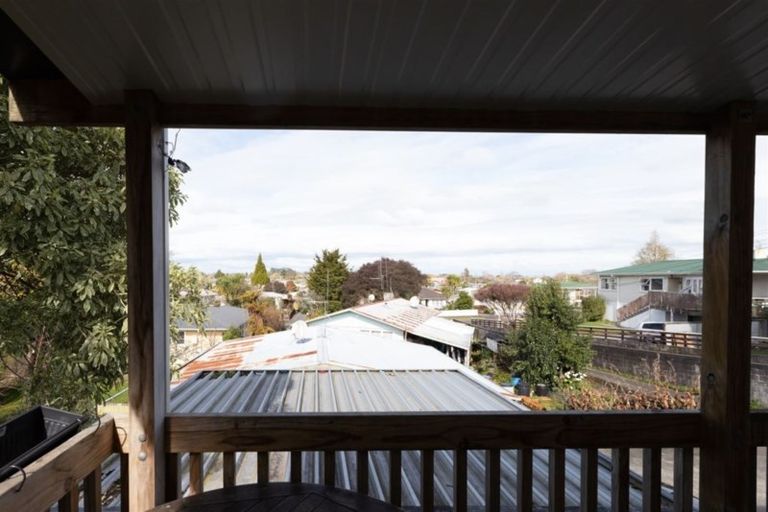 Photo of property in 14 Priscilla Crescent, Melville, Hamilton, 3206