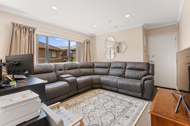 Photo of property in 123u4 Holland Road, Fairfield, Hamilton, 3214