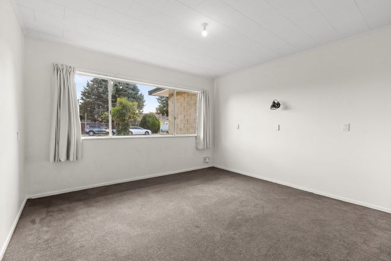 Photo of property in 128 Flaxmere Avenue, Flaxmere, Hastings, 4120
