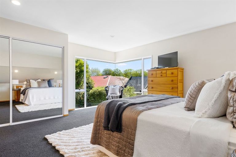 Photo of property in 3 Jamell Place, Avonhead, Christchurch, 8042