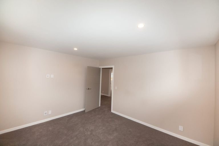 Photo of property in 166 Amesbury Drive, Churton Park, Wellington, 6037