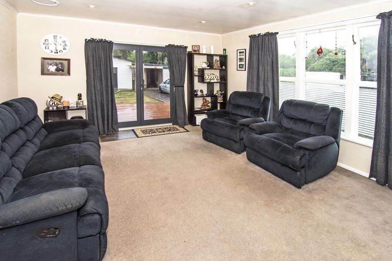 Photo of property in 160 Cole Street, Masterton, 5810