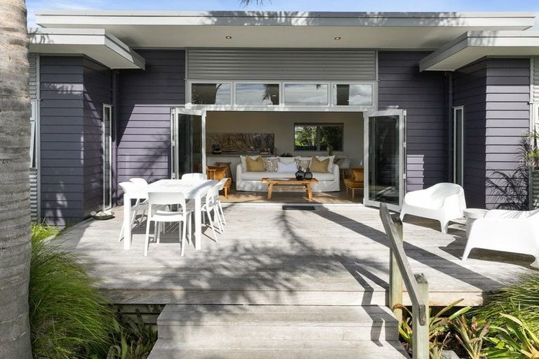 Photo of property in 11a Cullen Street, Mangawhai Heads, Mangawhai, 0505