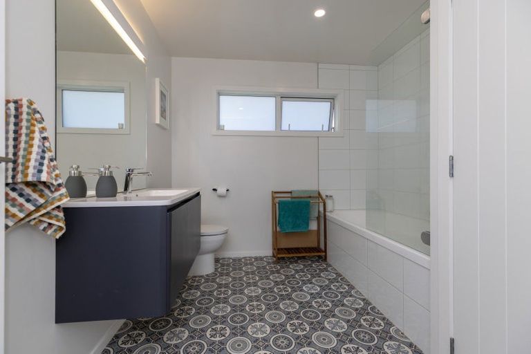 Photo of property in 12 Tui Road, Raumati Beach, Paraparaumu, 5032