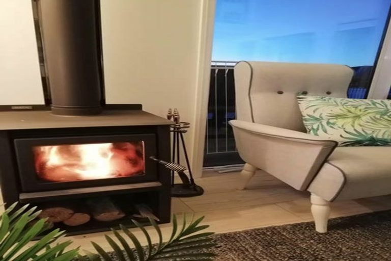 Photo of property in 75 Richmond Road, Pohara, Takaka, 7183