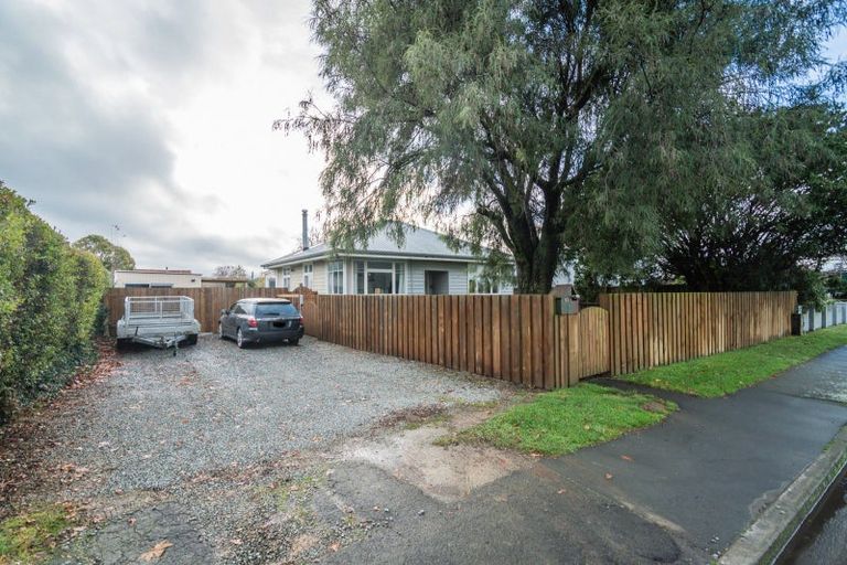 Photo of property in 27 Main Road, Pleasant Point, 7903