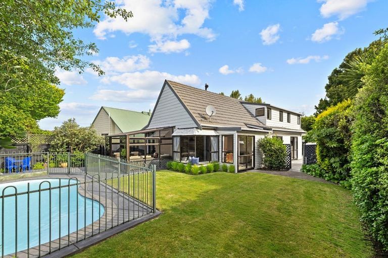 Photo of property in 6 Cullahill Street, Harewood, Christchurch, 8051