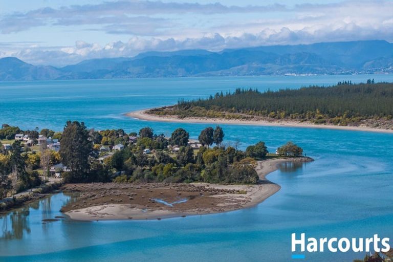 Photo of property in 12 Toru Street, Mapua, 7005