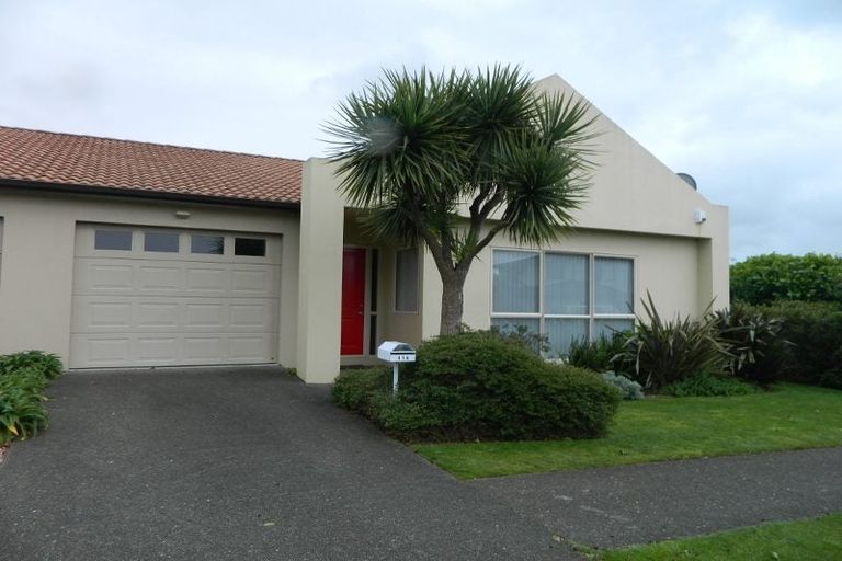 Photo of property in 41a Riverstone Road, Te Atatu Peninsula, Auckland, 0610