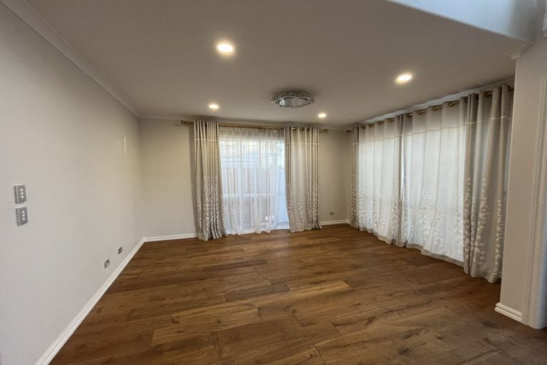 Photo of property in 22 Frisken Road, Flat Bush, Auckland, 2019