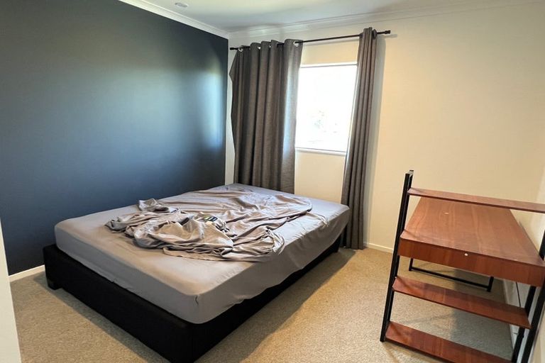 Photo of property in 10 Kitea Place, Mangere, Auckland, 2022